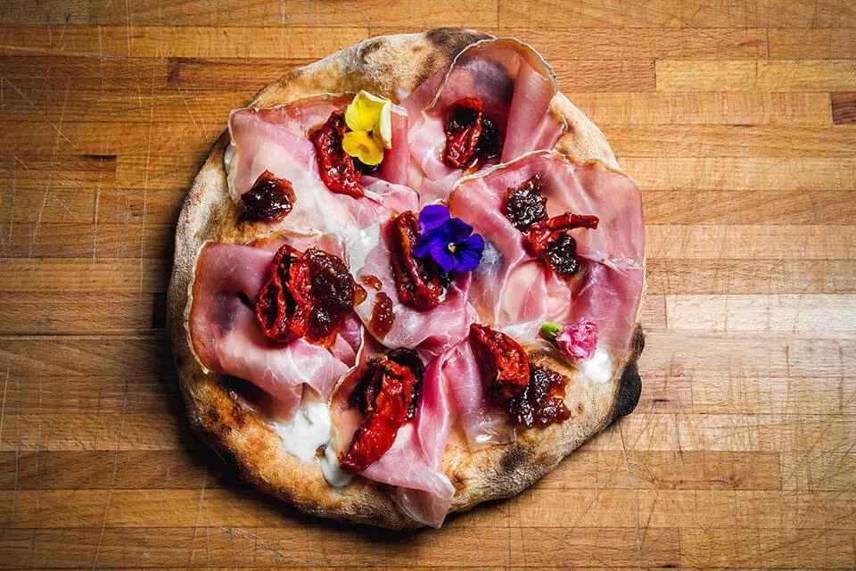 Pizza Prosciutto e Funghi